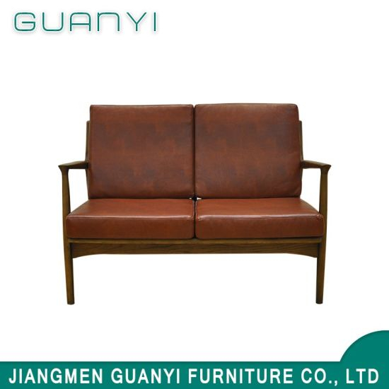 Classic Famous Leisure High Quality Chair Sofa with Wooden Legs